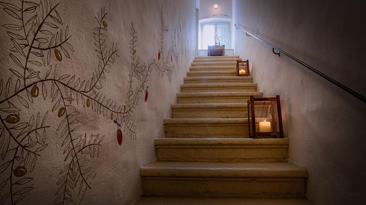 Locanda Dell'Oleificio Mezzane di Sotto Dış mekan fotoğraf
